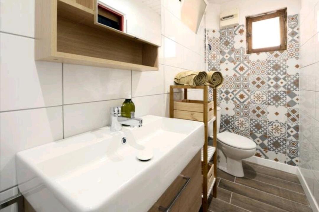 Studio Idealement Place, Calanques Et Centre Ville 라시오타 외부 사진
